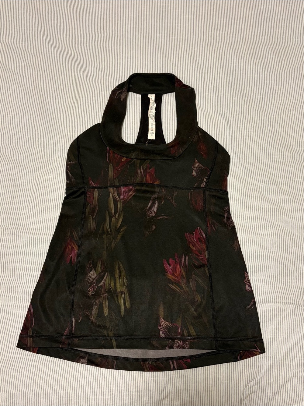 lululemon athletica Black Floral Halter-Style Tank Top Size 8